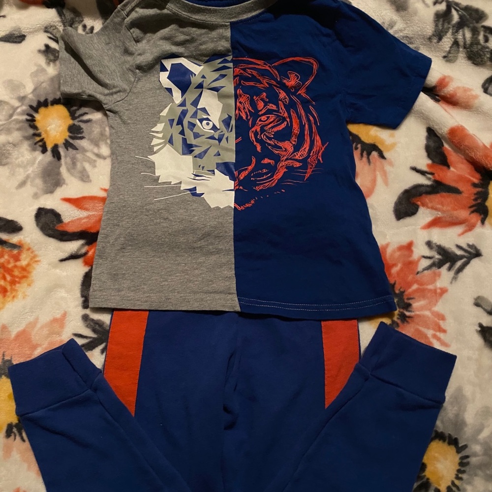 Boys outfit!